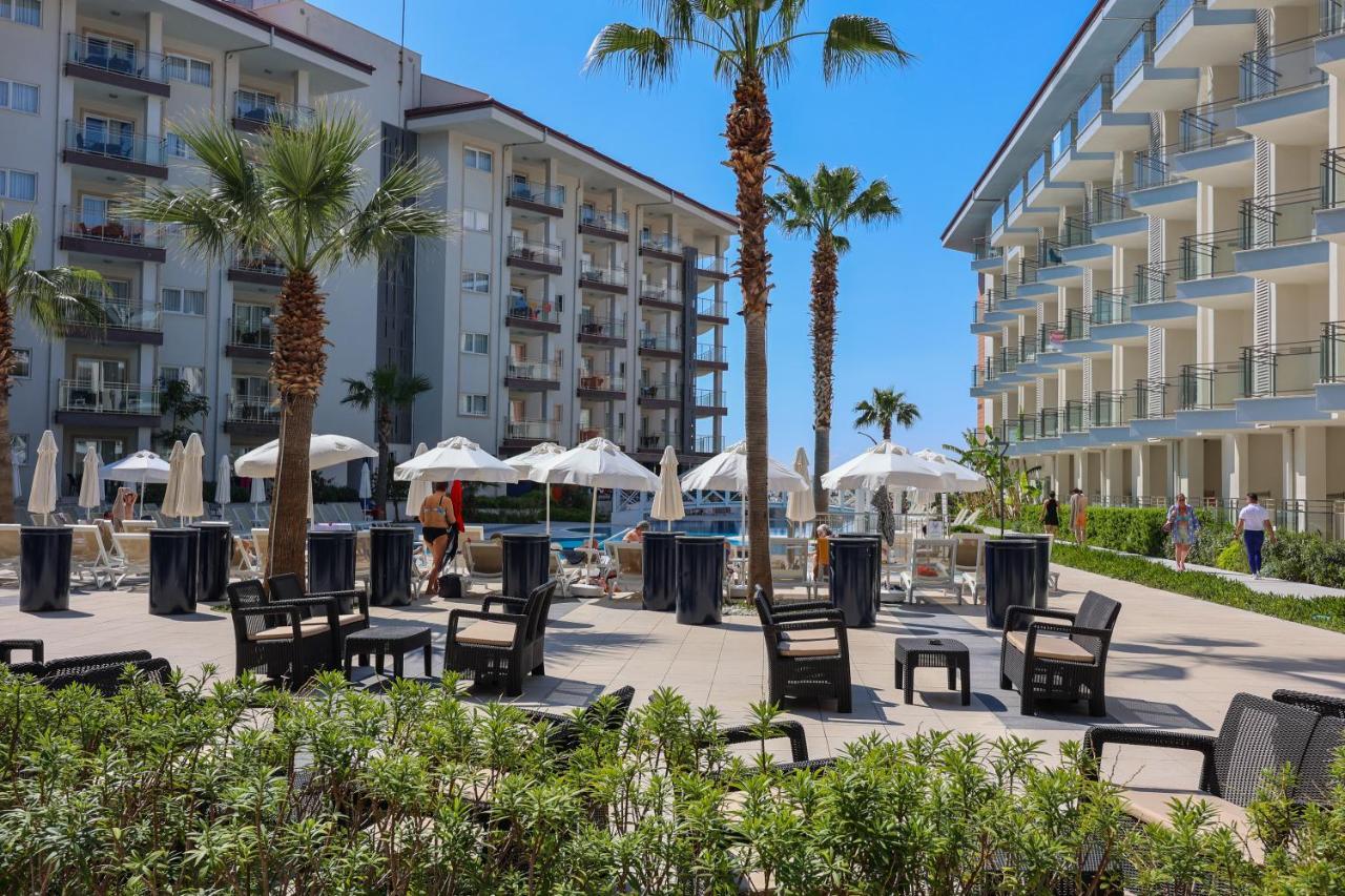 Ramada Hotel & Suites By Wyndham Kusadası Eksteriør bilde