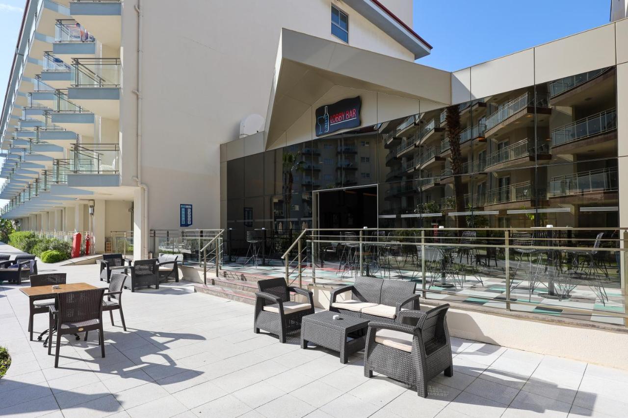 Ramada Hotel & Suites By Wyndham Kusadası Eksteriør bilde